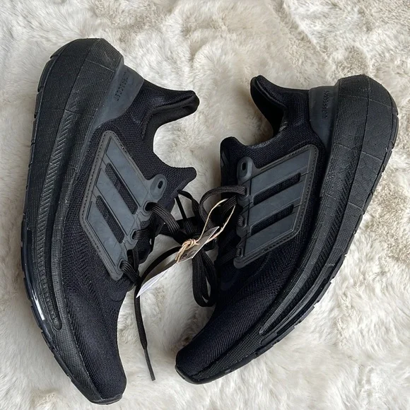 Adidas Y-3 Ultraboost light women’s running shoes size 7